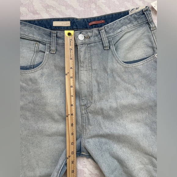 Pilcro Anthropologie Light Wash Wide Leg Classic Denim Straight Jeans Frayed Hem - Picture 6 of 11